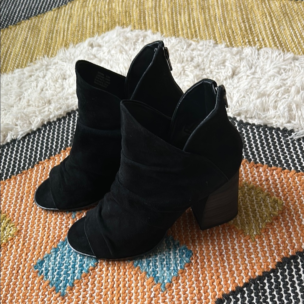 Tahari Black Slouchy Suede Booties with Chunky Heel and Peep Toe Design